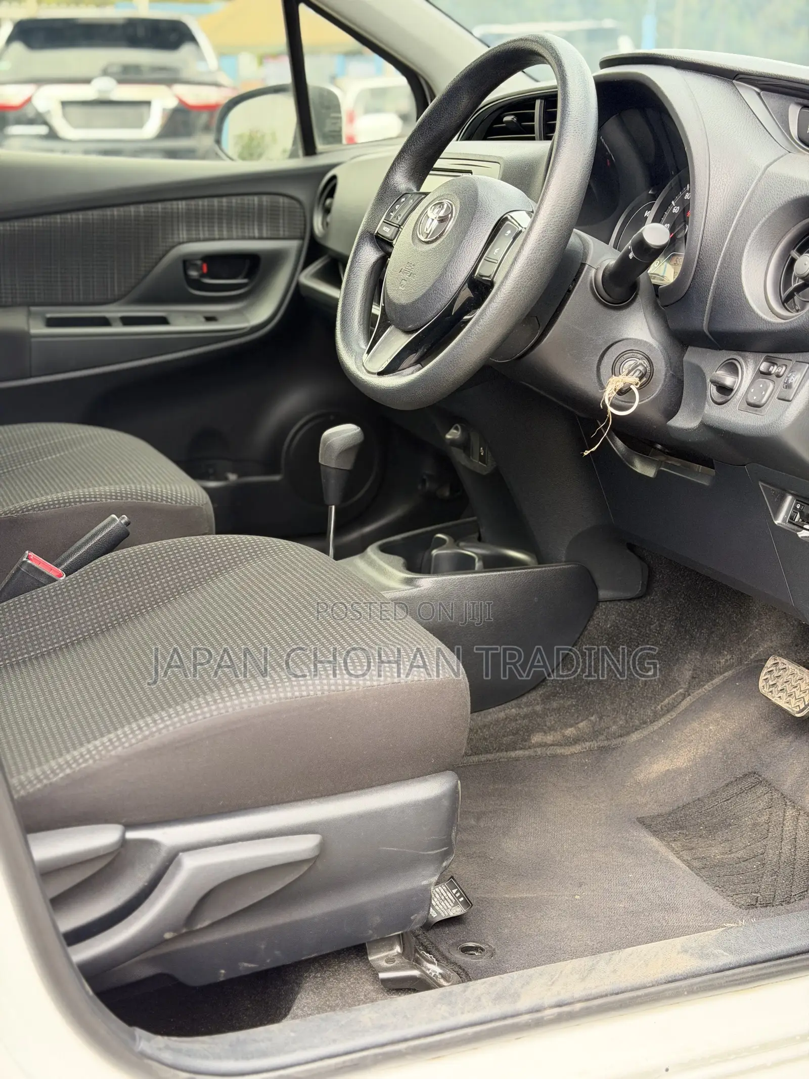 Toyota Vitz 1.0 FWD 5dr 2019 White