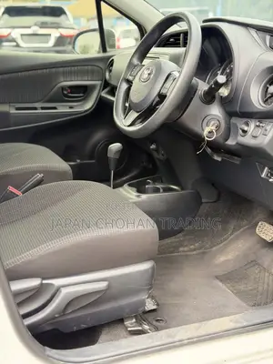 Toyota Vitz 1.0 FWD 5dr 2019 White