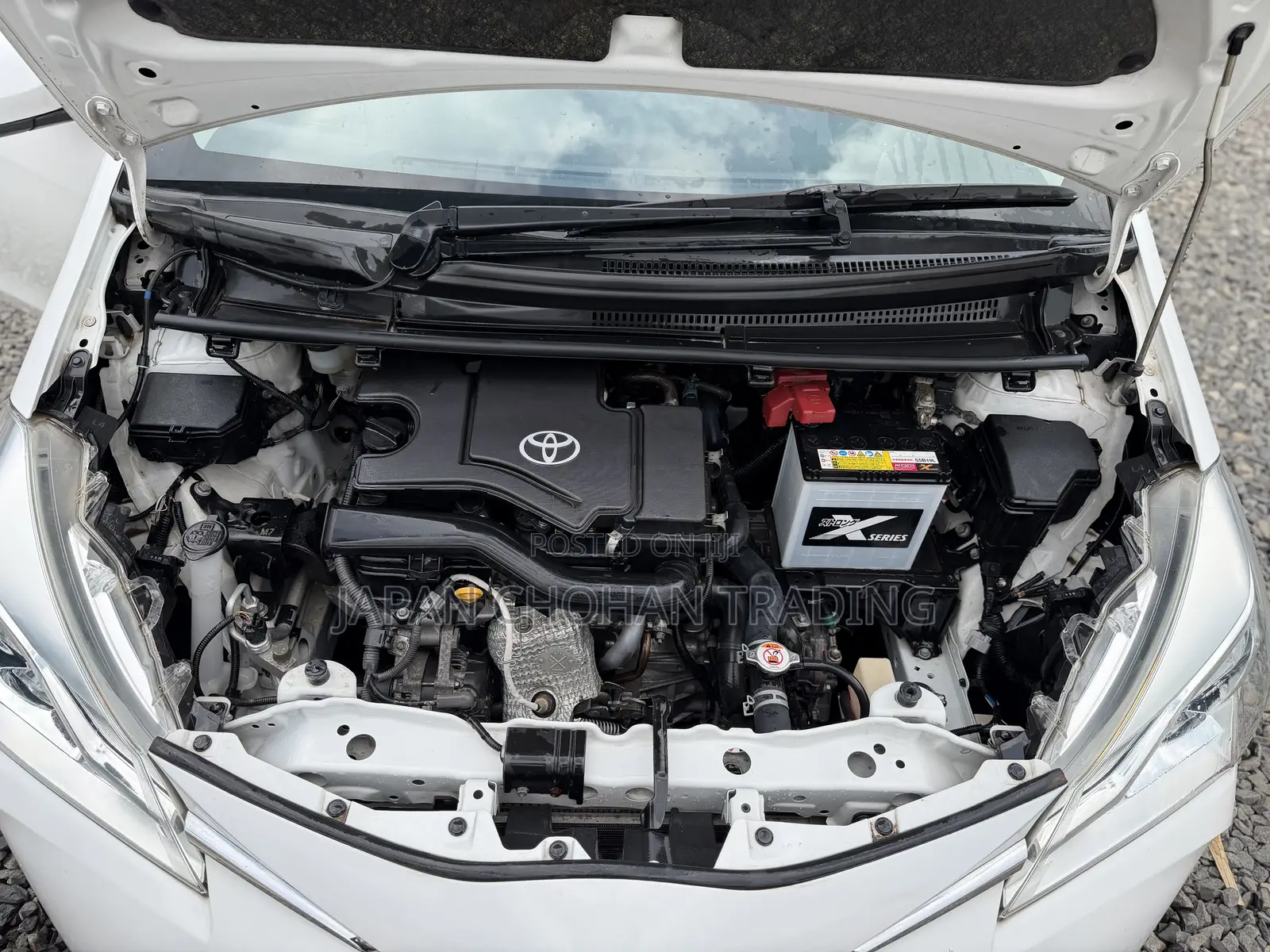 Toyota Vitz 1.0 FWD 5dr 2019 White