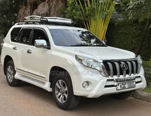 Toyota Land Cruiser Prado 2015 White