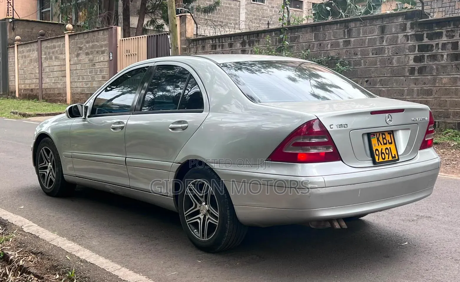 Mercedes-Benz C180 2004 Silver