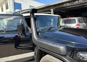 Toyota FJ Cruiser 4x4 Automatic 2012 Black