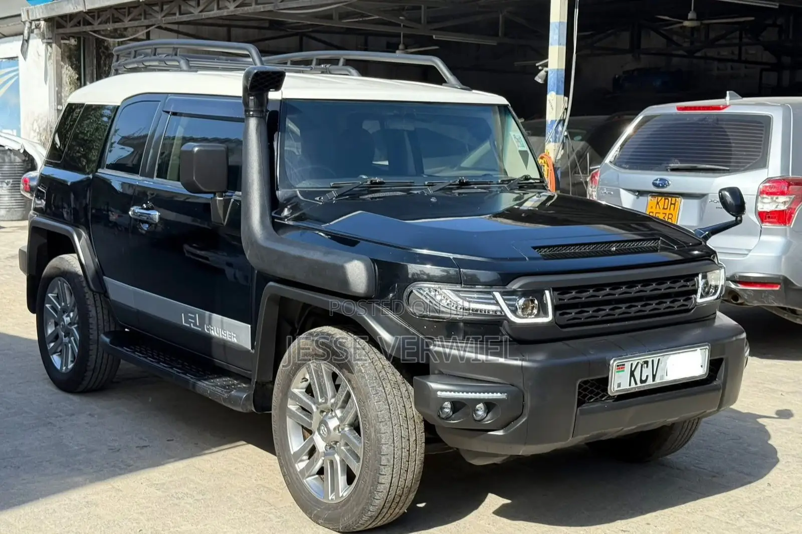 Toyota FJ Cruiser 4x4 Automatic 2012 Black