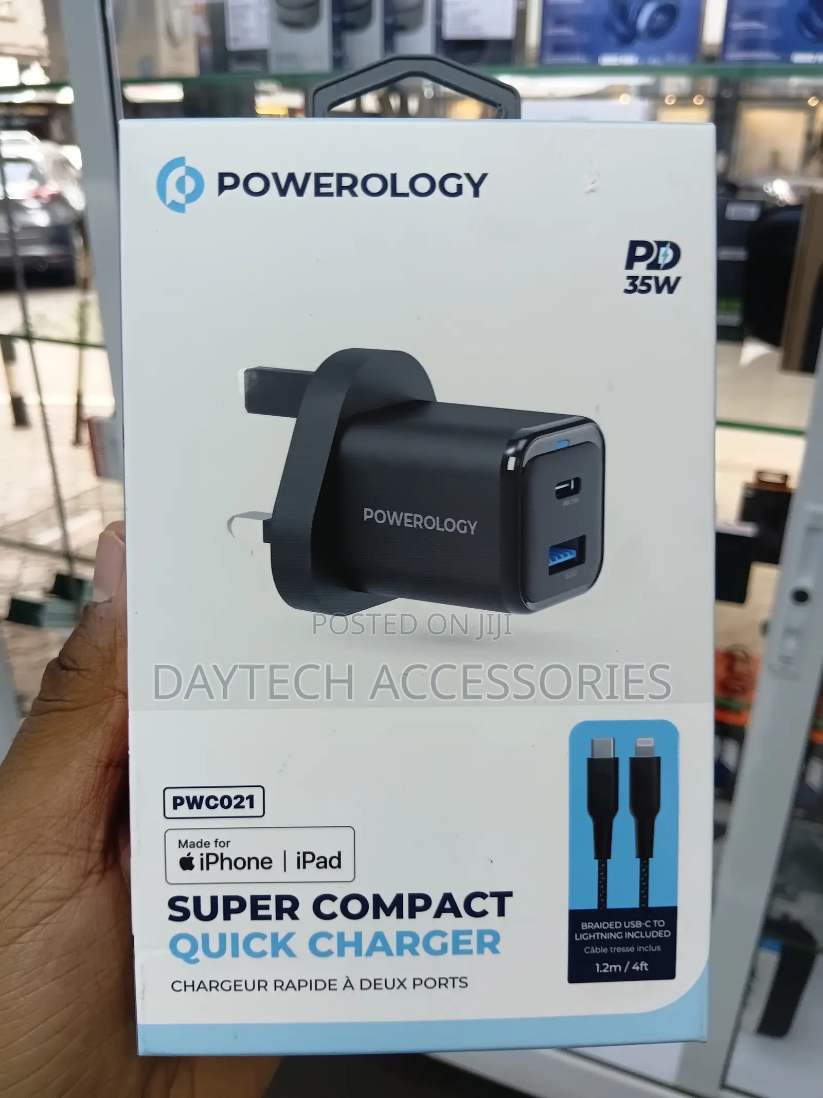 This Is a Powerology 35w Super Compact Quick Charger Dual Ports.