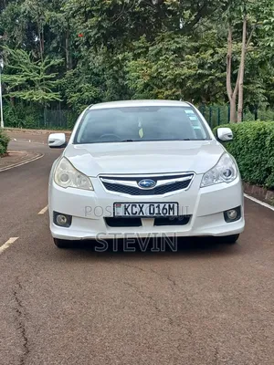 Subaru Legacy 2010 White