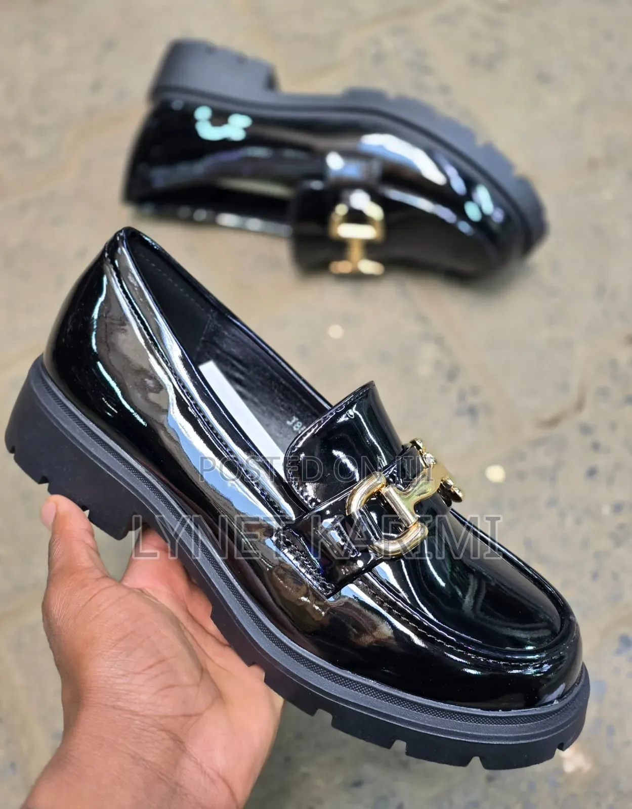 Elegant Women's Patent Chain Loafers – Black