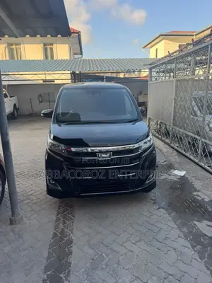 Toyota Noah 2018 Black