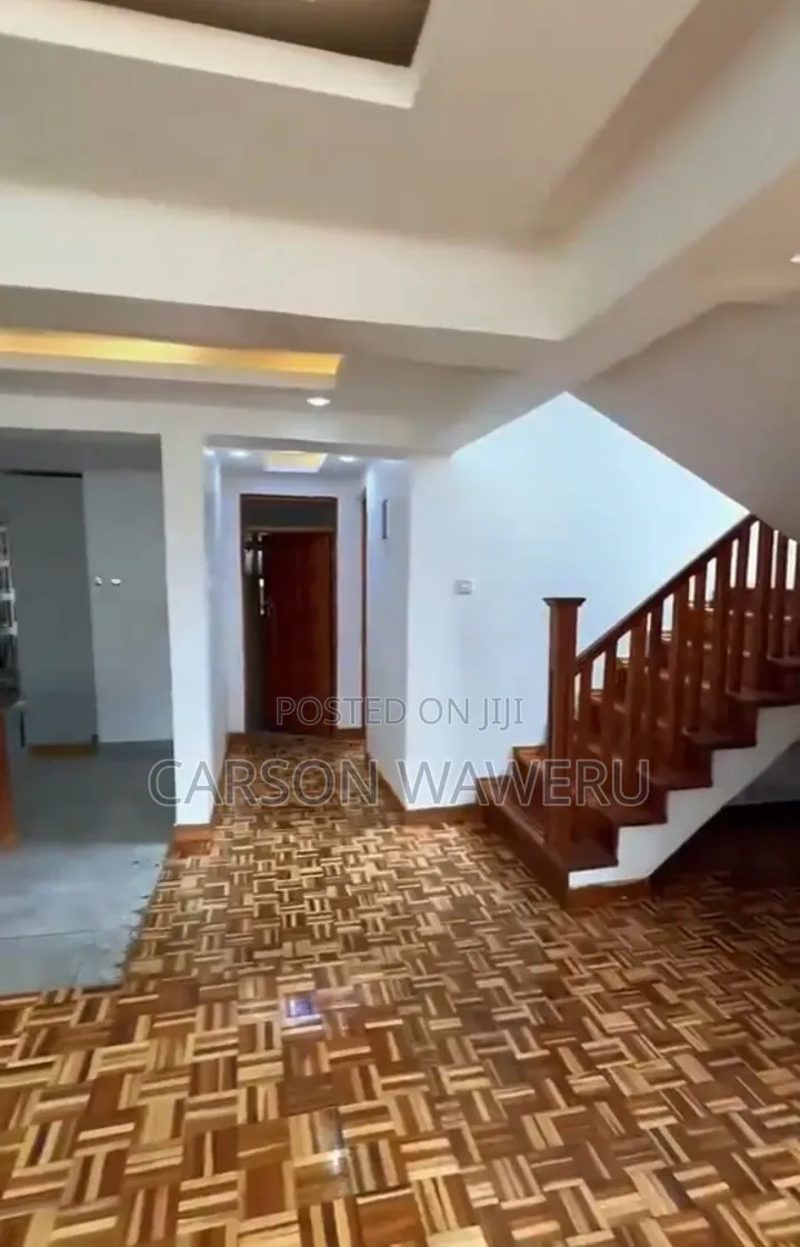 5bdrm Maisonette in Junction/Benedicta for sale