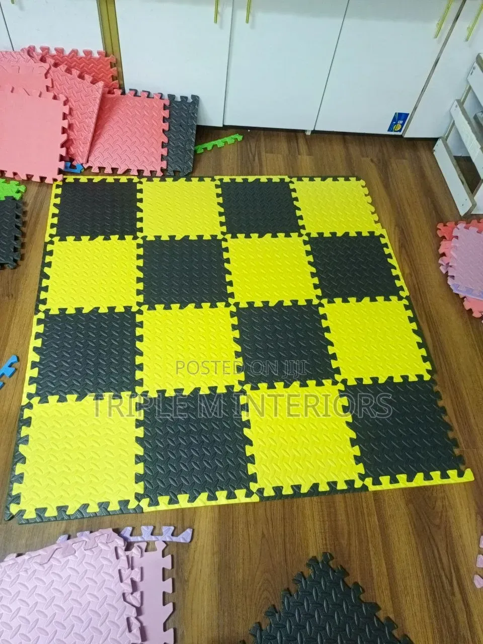 Protect Your Knees:The High-Density Mat Every Home Gym Needs