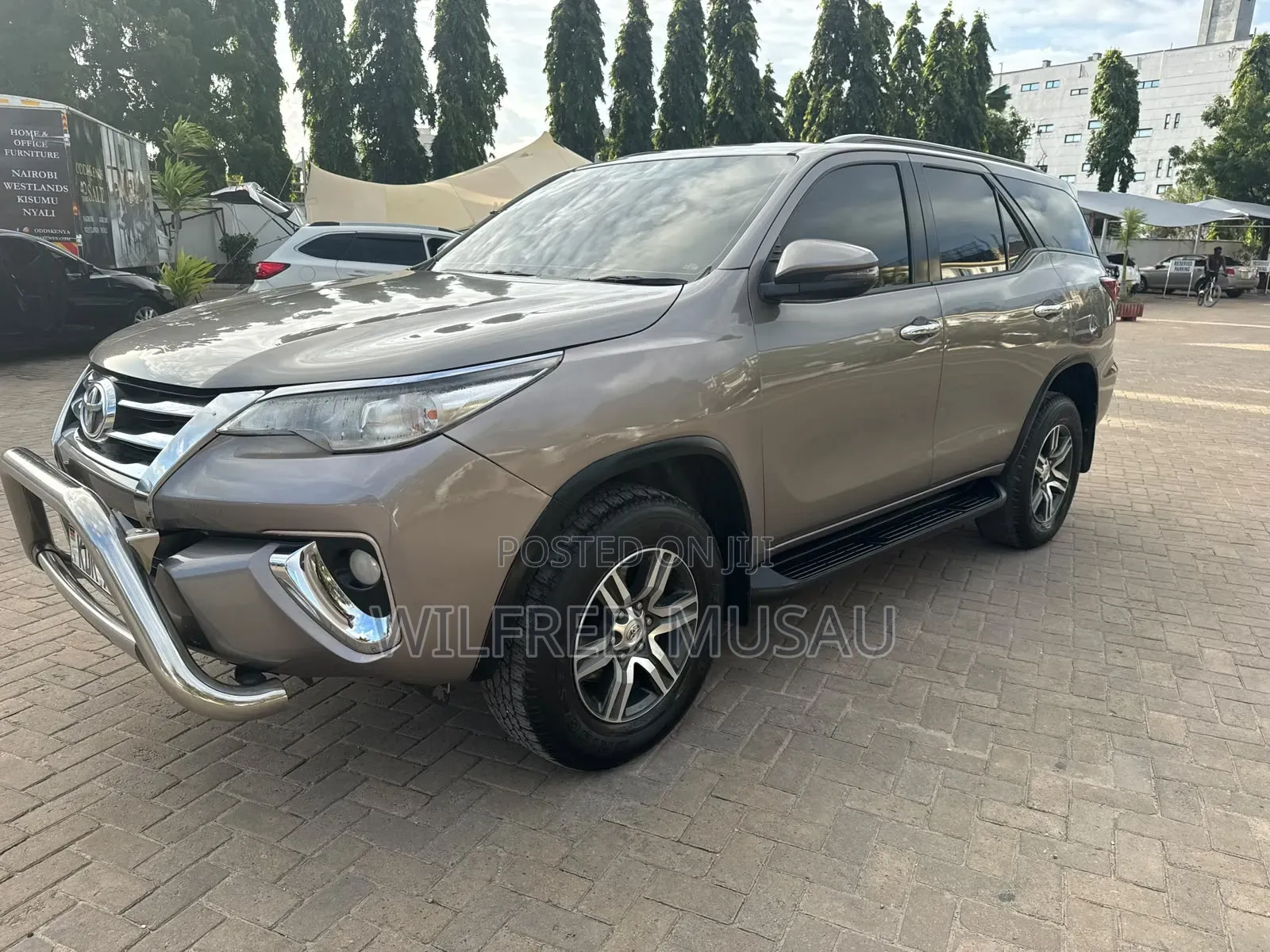 Toyota Fortuner 2019 Gold