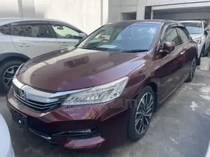 Honda Accord Hybrid 2018 Maroon