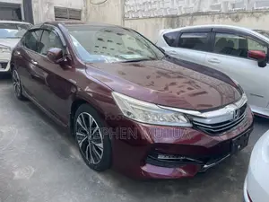Honda Accord Hybrid 2018 Maroon