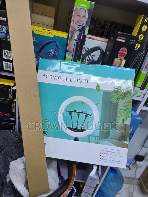 Qx360 Adjustable Ring Light Kit for Makeup and Selfies - thumbnail 3