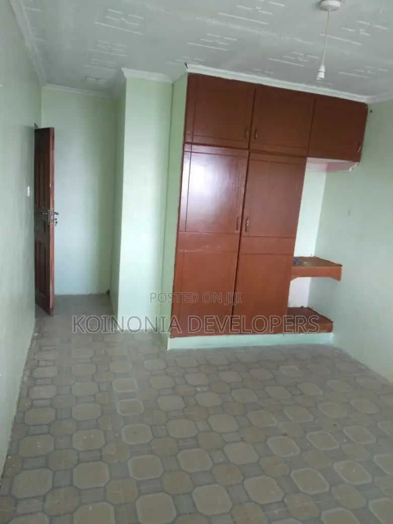 5bdrm Maisonette in Joska for rent