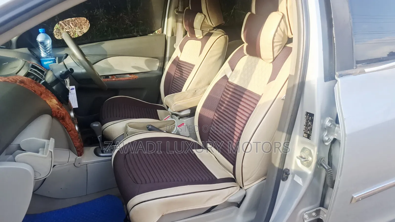 Toyota Belta 2010 Silver