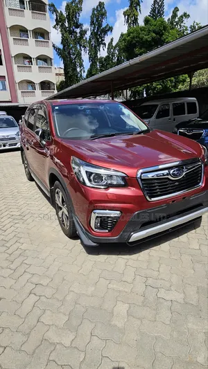 Subaru Forester Premium AWD 2020 Burgundy