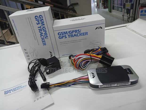 Tk303 GPS Vehicle Tracker With App-Controlled Tracking System - main view