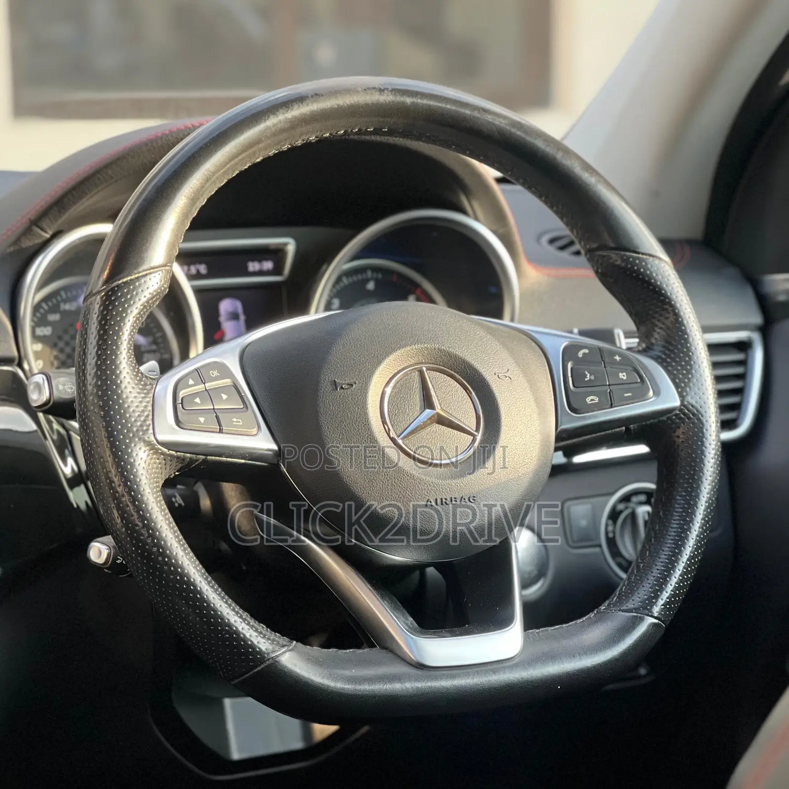 Mercedes-Benz GLE-Class GLE 350d 4MATIC 2017 Pearl