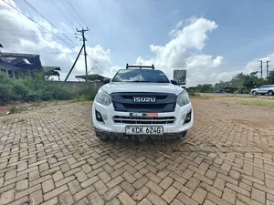 Isuzu D-MAX 2017 White