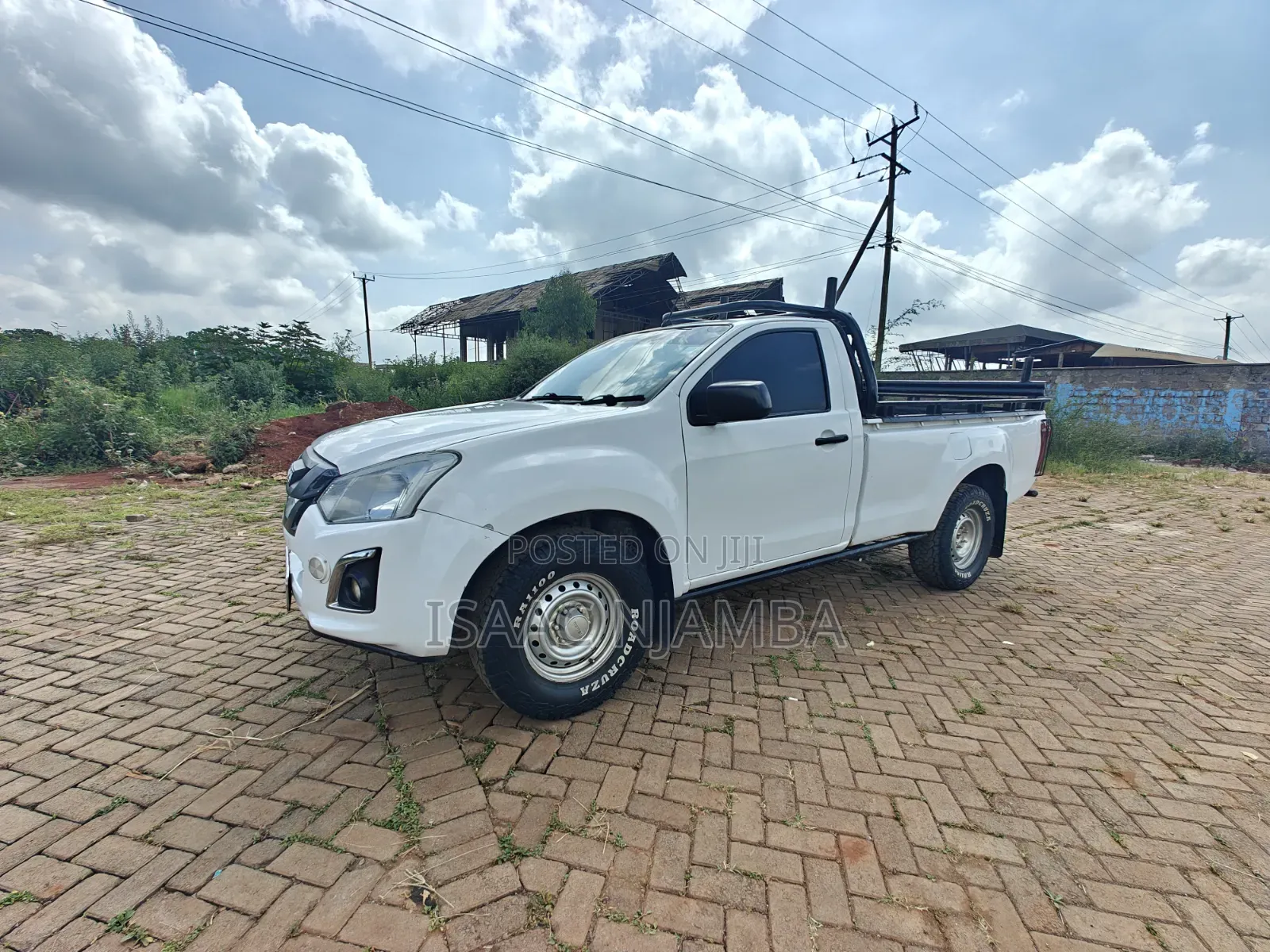 Isuzu D-MAX 2017 White