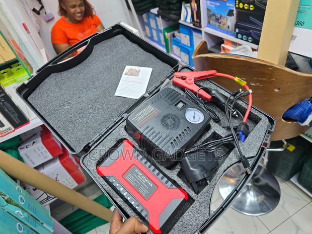 Portable 12v Vehicle Jump Starter Kit With Hard Case - thumbnail 2