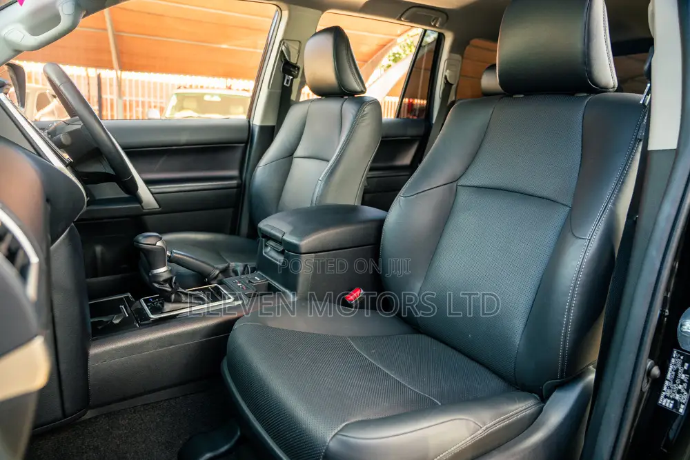 Toyota Land Cruiser Prado 2020 Black