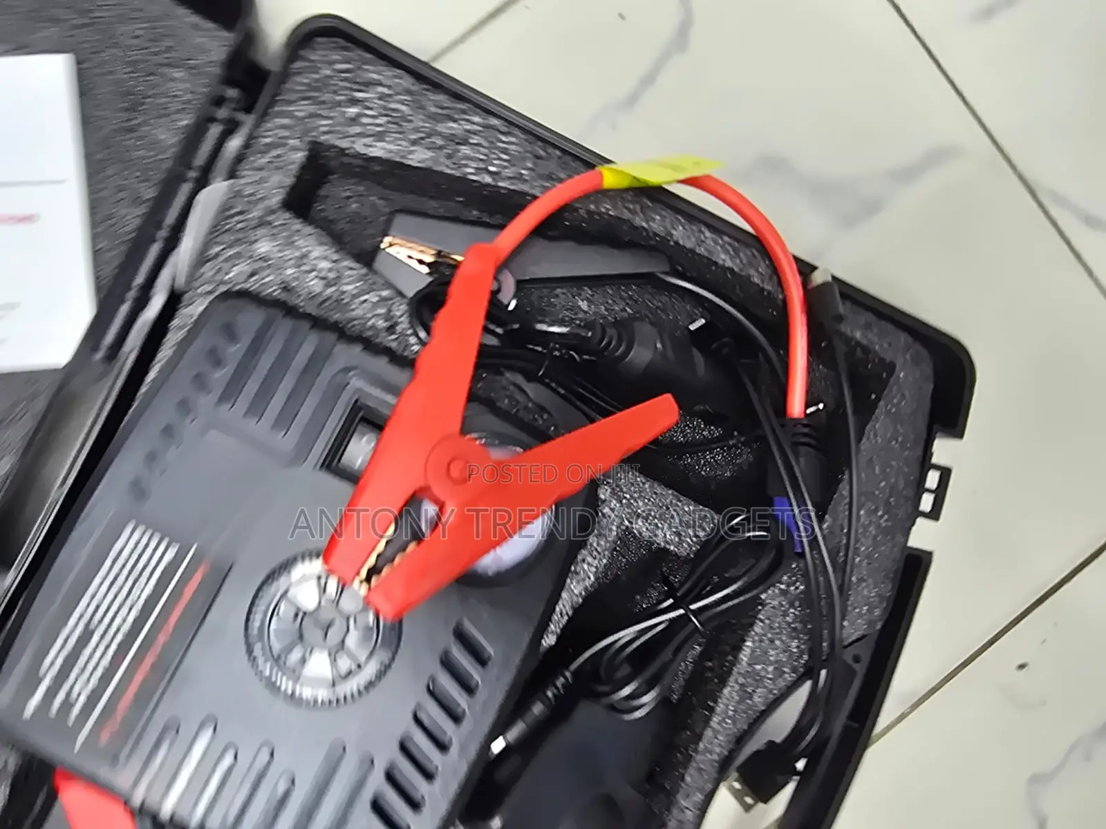 12v Emergency Battery Booster With Tire Inflator Pump