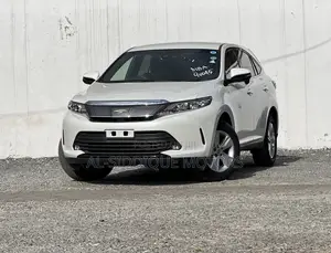 Toyota Harrier 2.0 2019 Off white