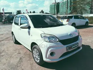 Daihatsu Boon 2018 White