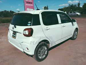 Daihatsu Boon 2018 White