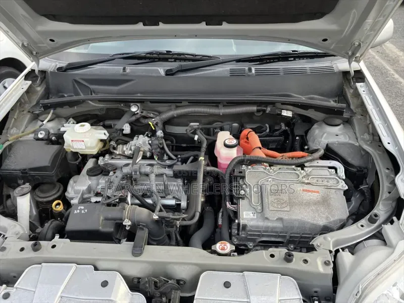 Toyota Succeed 2019