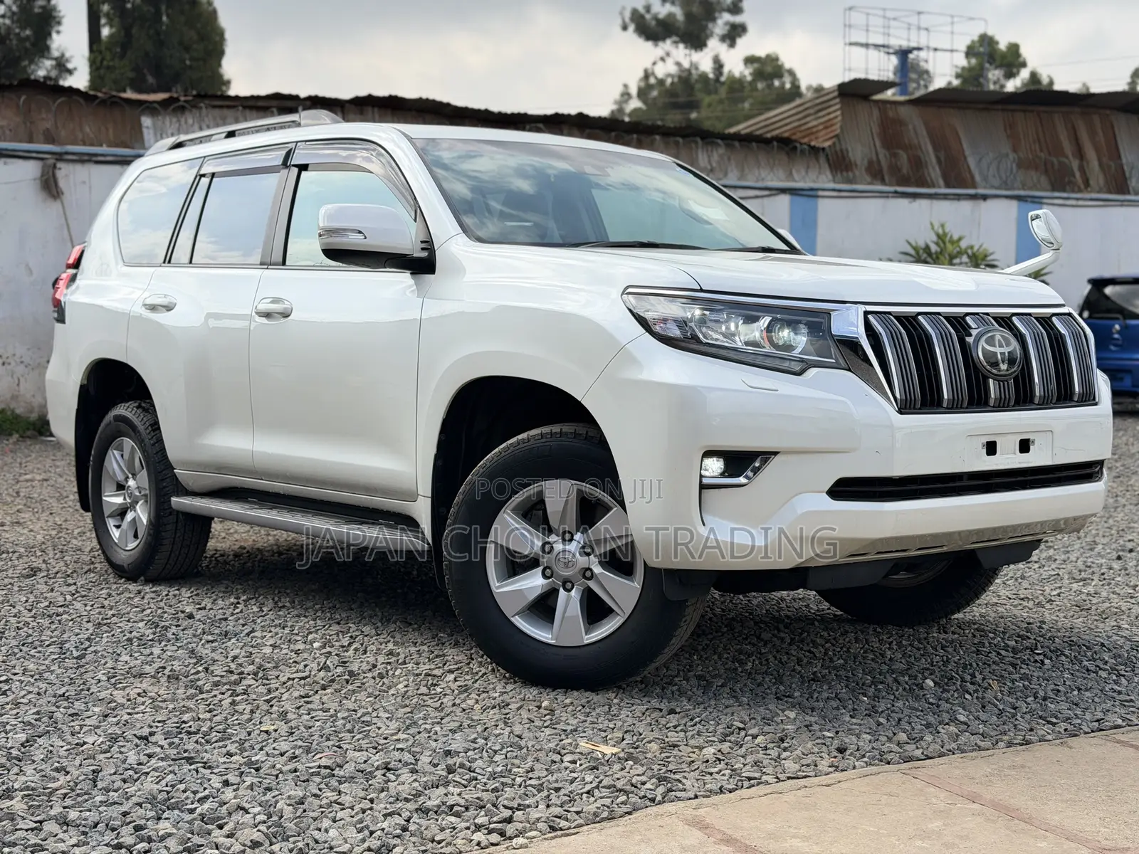 Toyota Land Cruiser Prado 2.7 2018 White
