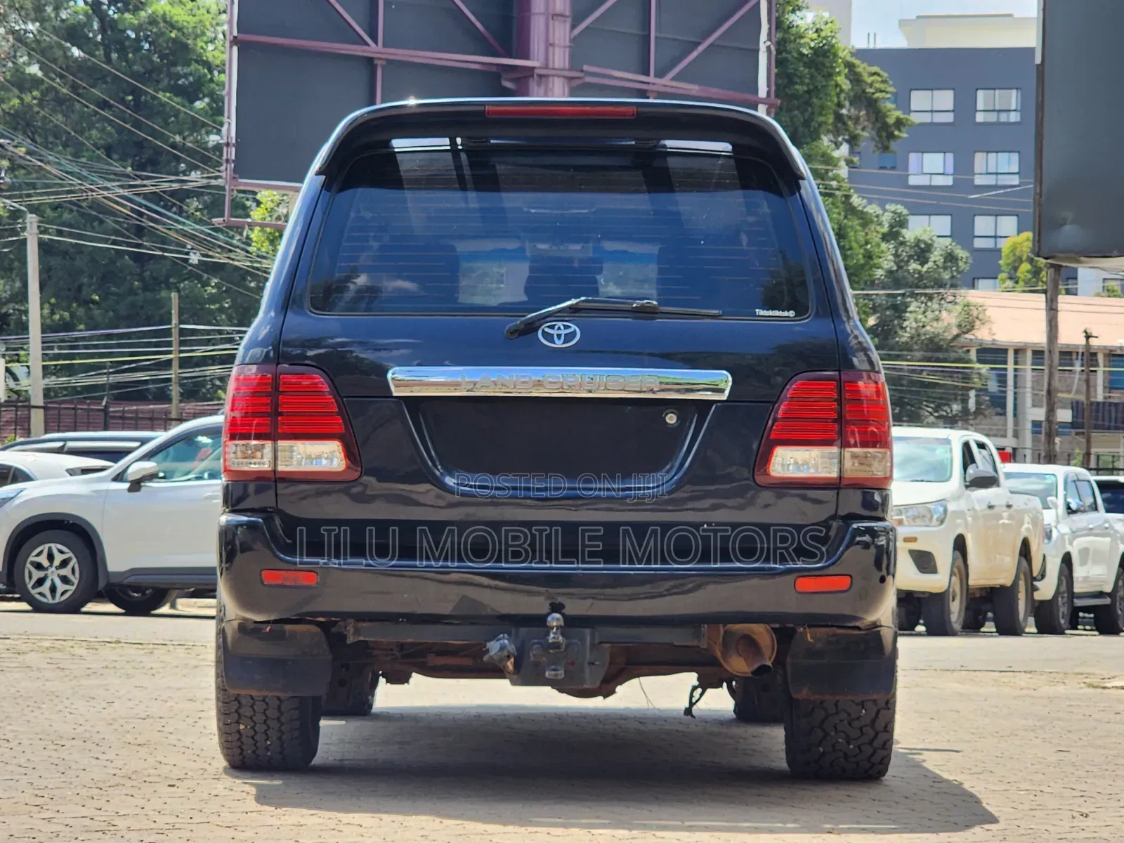 Toyota Land Cruiser 2000 Black