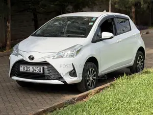 Toyota Vitz 2018 White