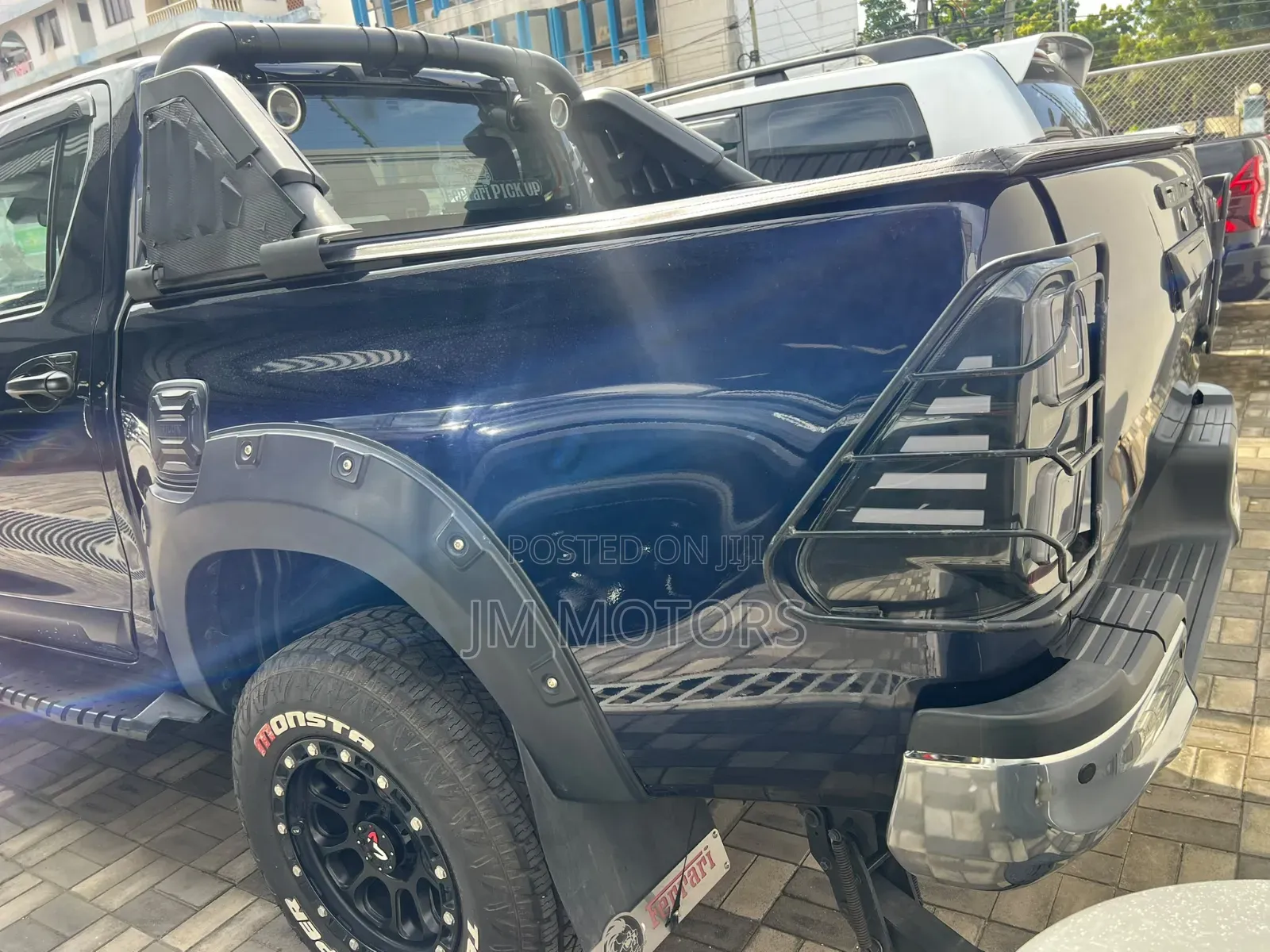 Toyota Hilux 2019 Matt Black