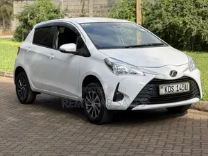 Toyota Vitz 2018 White