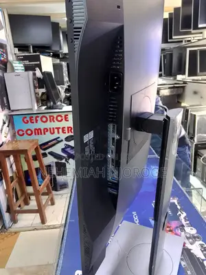 Dell 25 Inch Egde to Egde Monitor Resolution