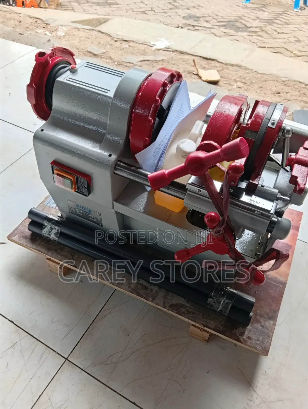 Pipe Threading Machine