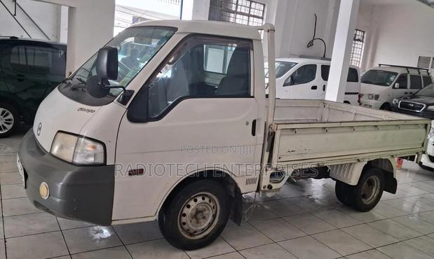 Mazda Bongo Pick Up - thumbnail 2