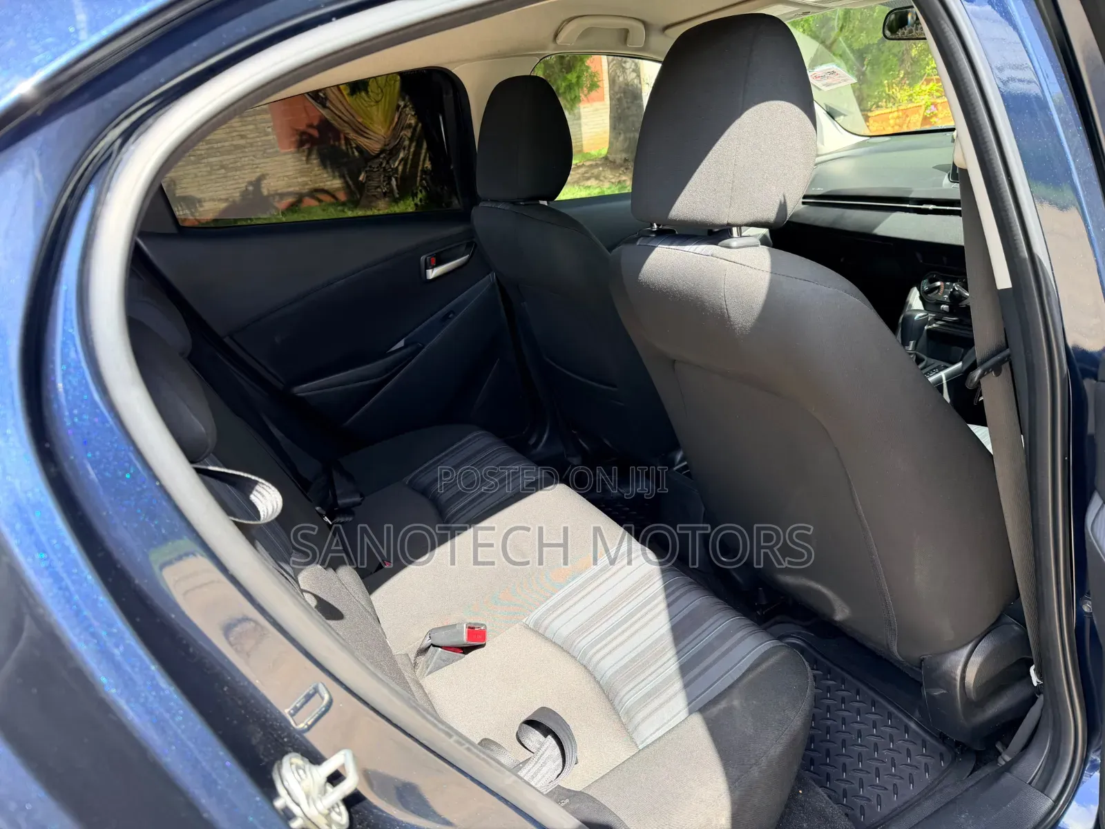 Mazda Demio 2015 Blue