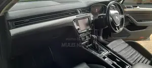 Volkswagen Passat 2016 Black