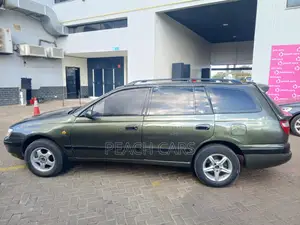 Toyota Caldina 1994 Green