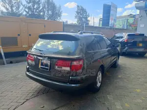 Toyota Caldina 1994 Green