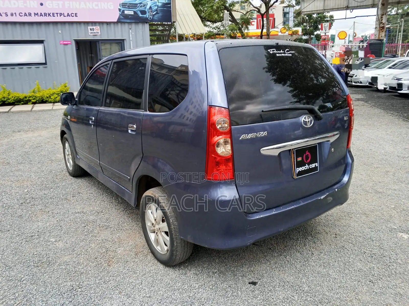 Toyota Avanza 2011 Blue