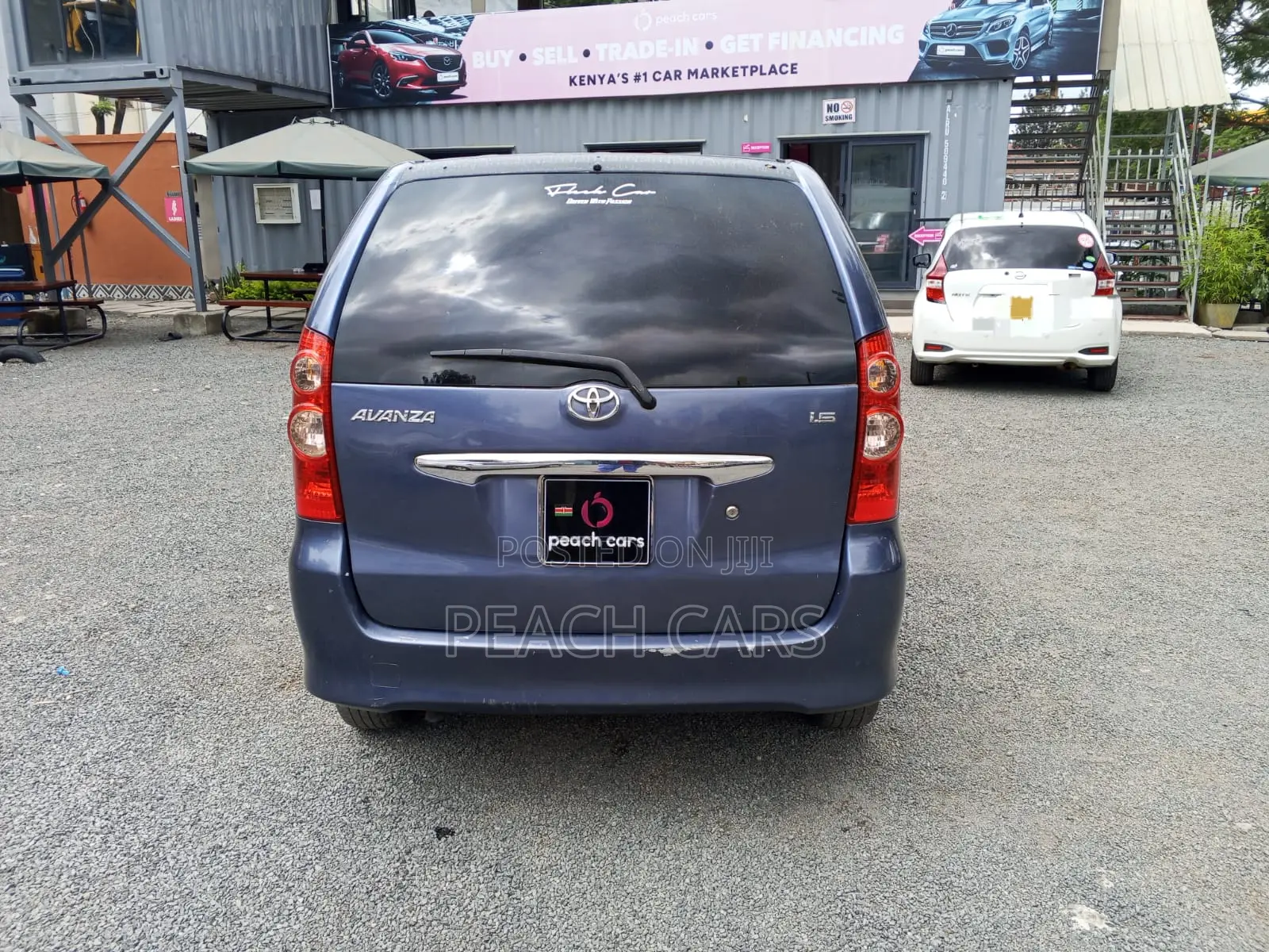 Toyota Avanza 2011 Blue