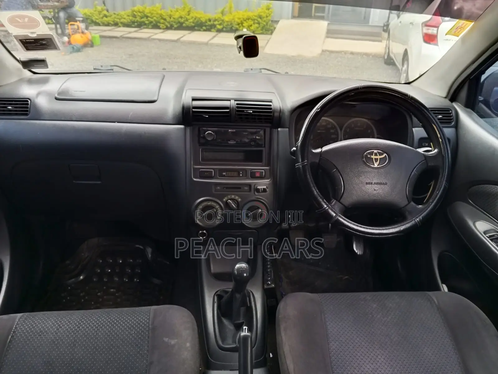 Toyota Avanza 2011 Blue