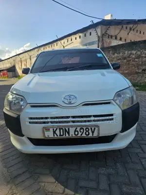 Toyota Succeed SV Premium 2016 White