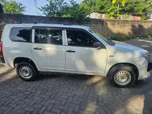 Toyota Succeed SV Premium 2016 White