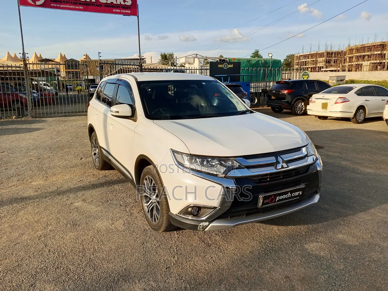 Mitsubishi Outlander 2018 White