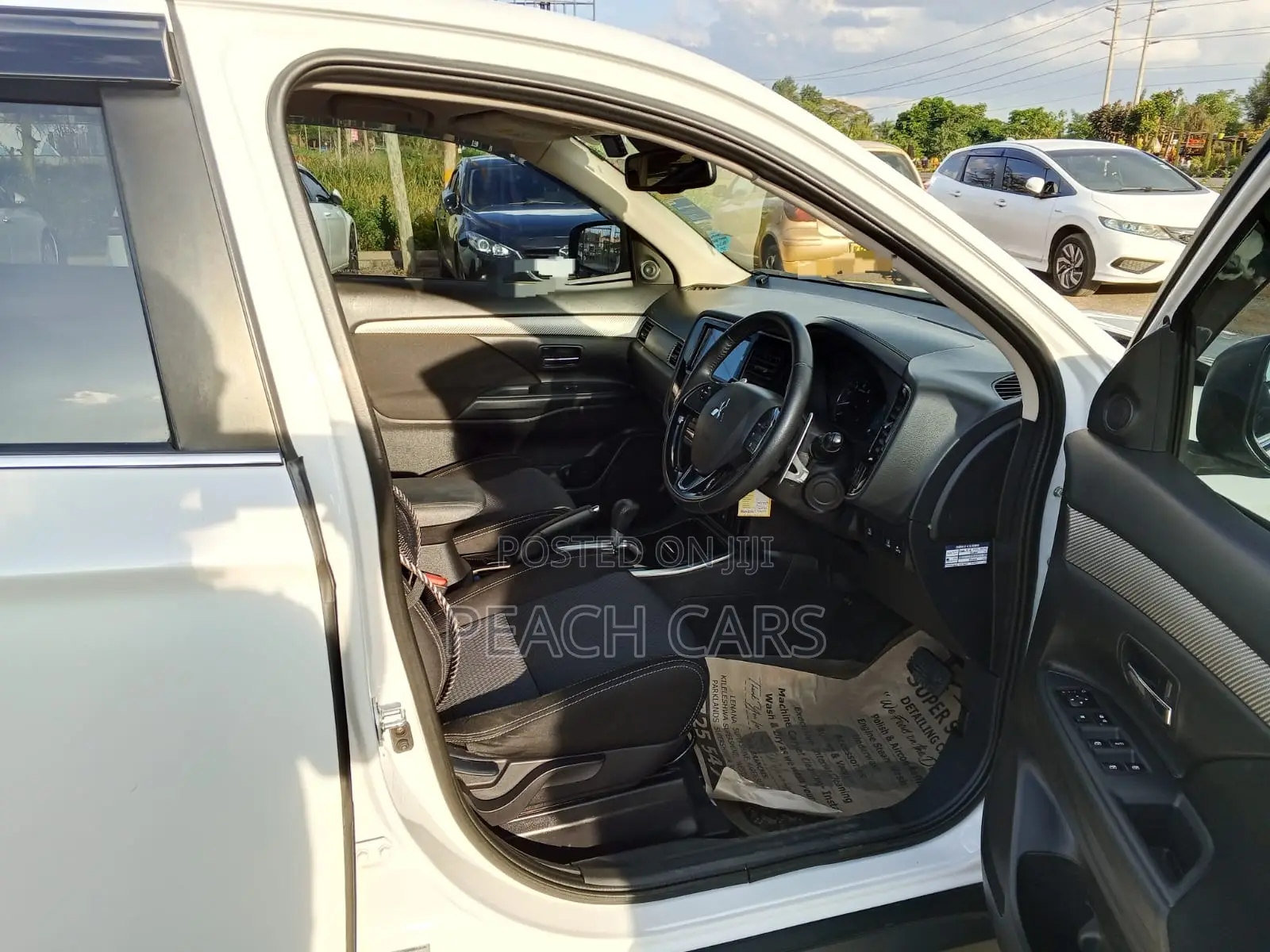 Mitsubishi Outlander 2018 White